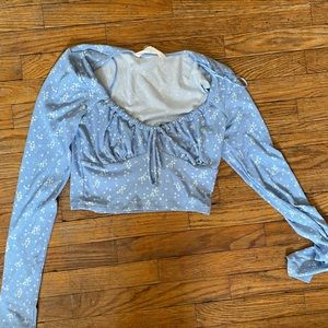 Aeropostale long sleeve cropped shirt